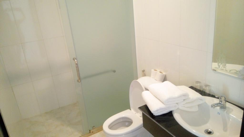 Duke Hostel Duong Dong  エクステリア 写真